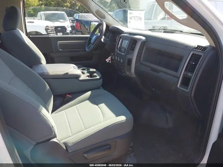 2018 RAM 1500 TRADESMAN  4X2 8' BOX