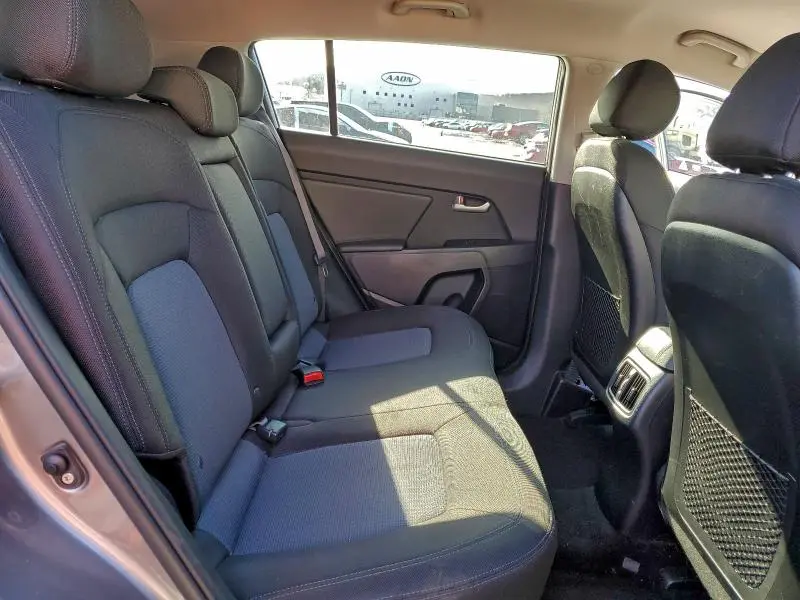 2016 KIA SPORTAGE LX  