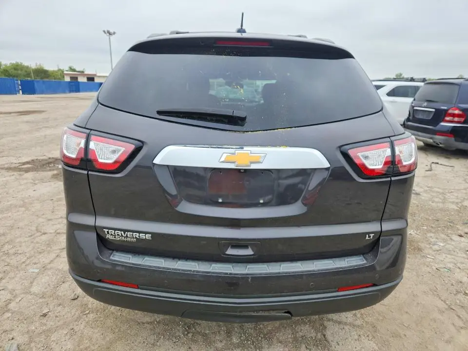 2017 CHEVROLET TRAVERSE LT  