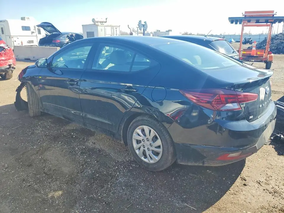 2019 HYUNDAI ELANTRA SE  