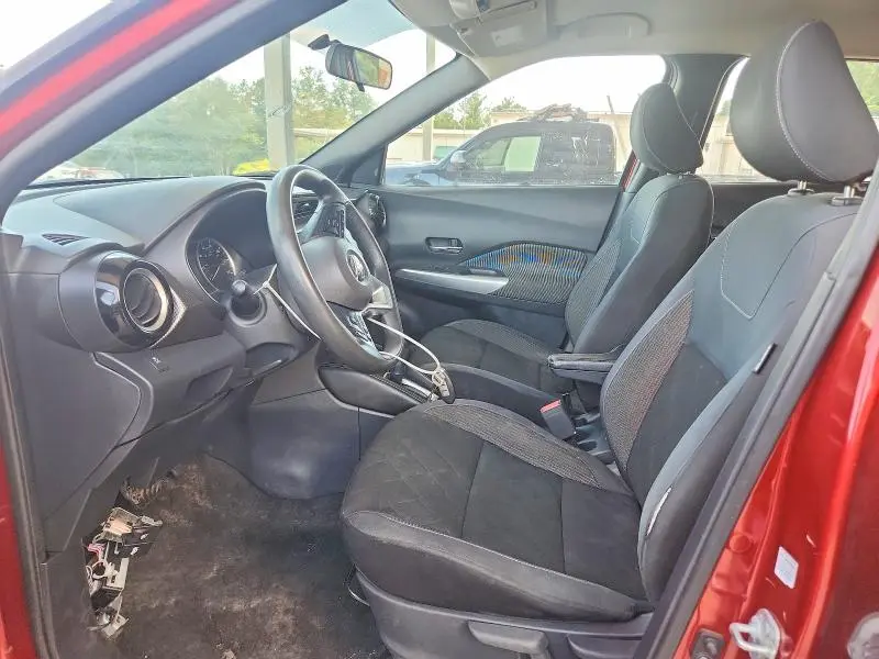 2019 NISSAN KICKS SV  
