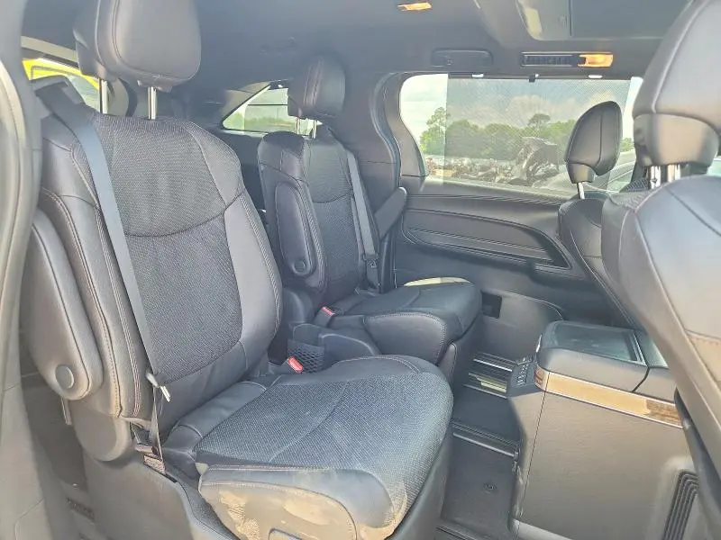 2026 TOYOTA SIENNA PLATINUM 7-PASSENGER  