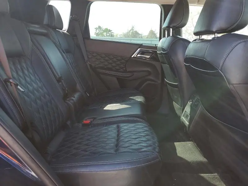 2022 MITSUBISHI OUTLANDER SEL  