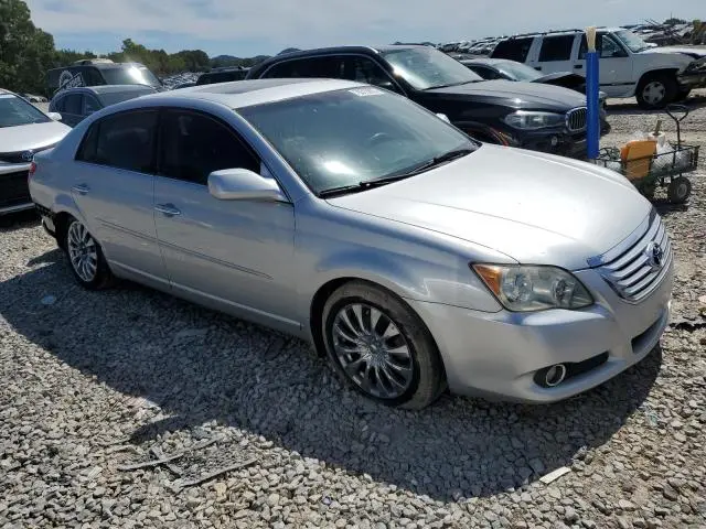 2010 TOYOTA AVALON XL  