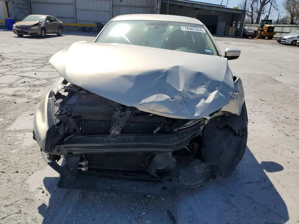 2011 VOLKSWAGEN JETTA SE  