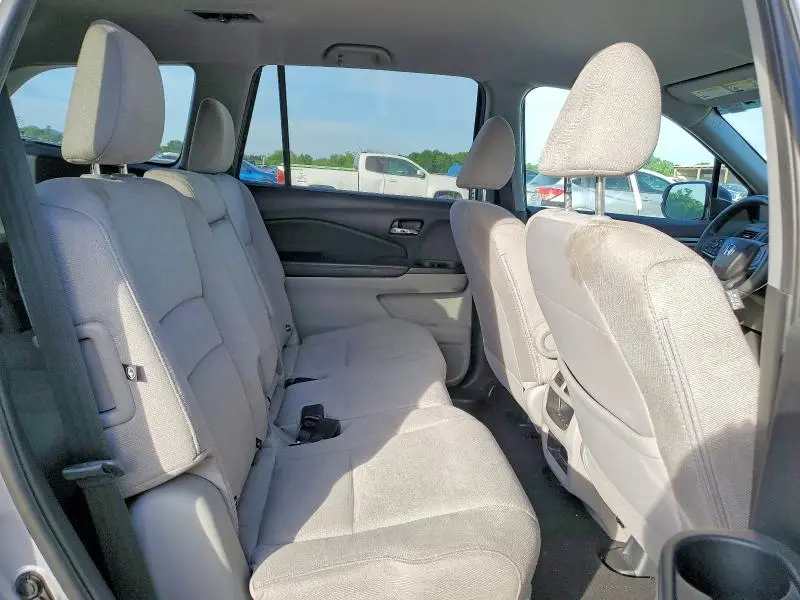 2019 HONDA PILOT LX  
