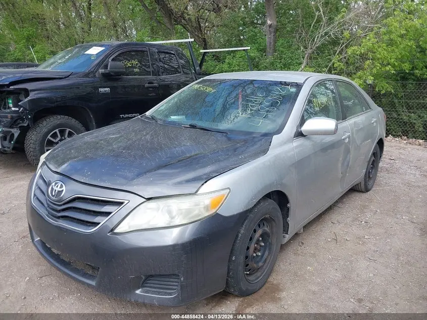 2010 TOYOTA CAMRY LE