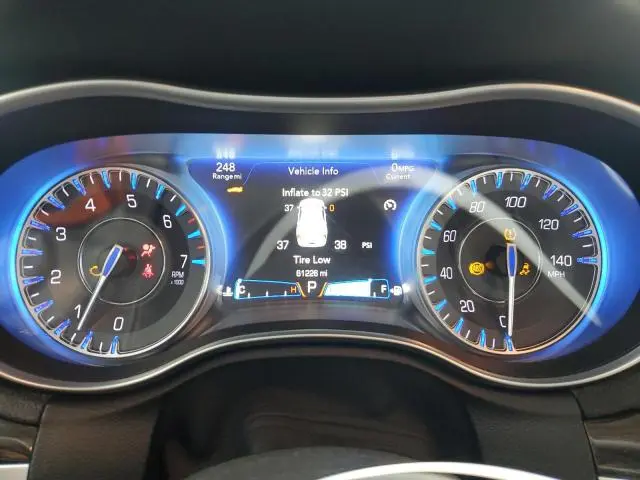 2016 CHRYSLER 300 LIMITED  