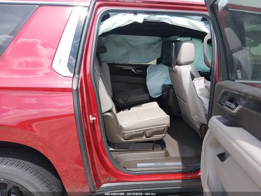 2025 GMC YUKON XL 4WD ELEVATION