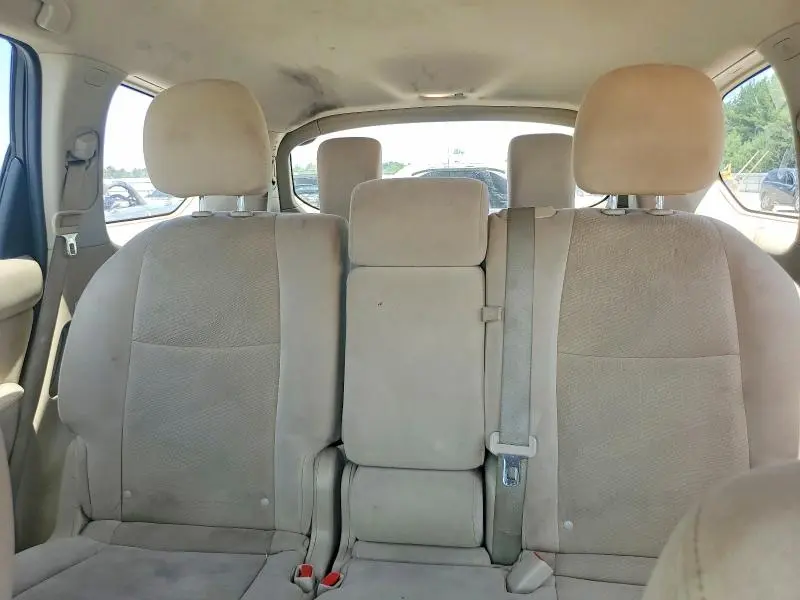 2016 NISSAN PATHFINDER SV  