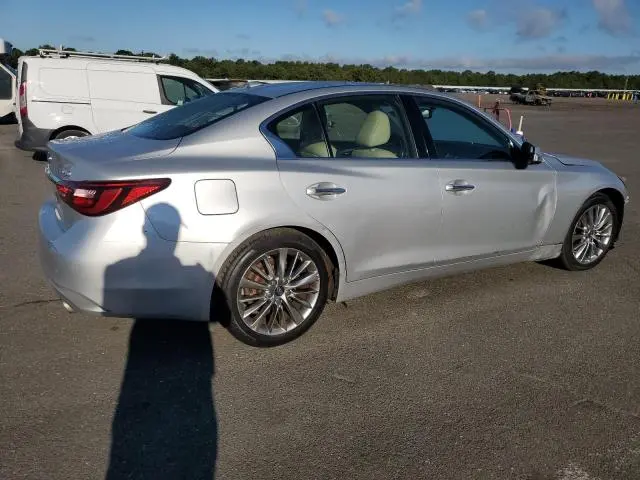 2018 INFINITI Q50 LUXE  