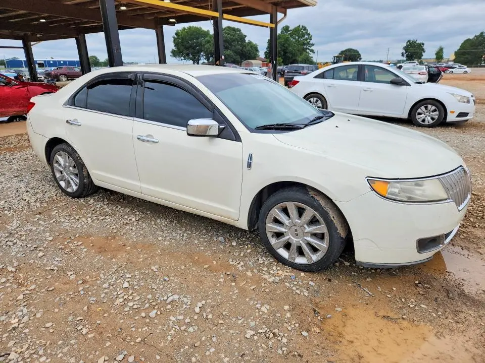 2012 LINCOLN MKZ   