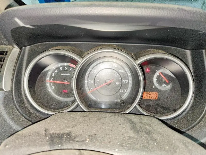 2012 NISSAN VERSA 1.8 S  