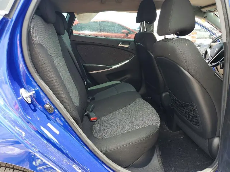 2013 HYUNDAI ACCENT GS  