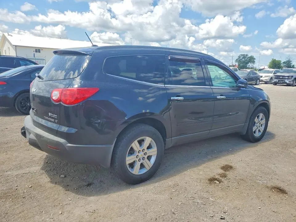 2011 CHEVROLET TRAVERSE LT  