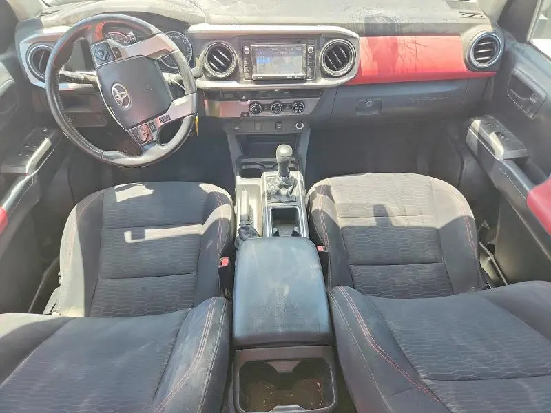 2016 TOYOTA TACOMA SR5 V6  