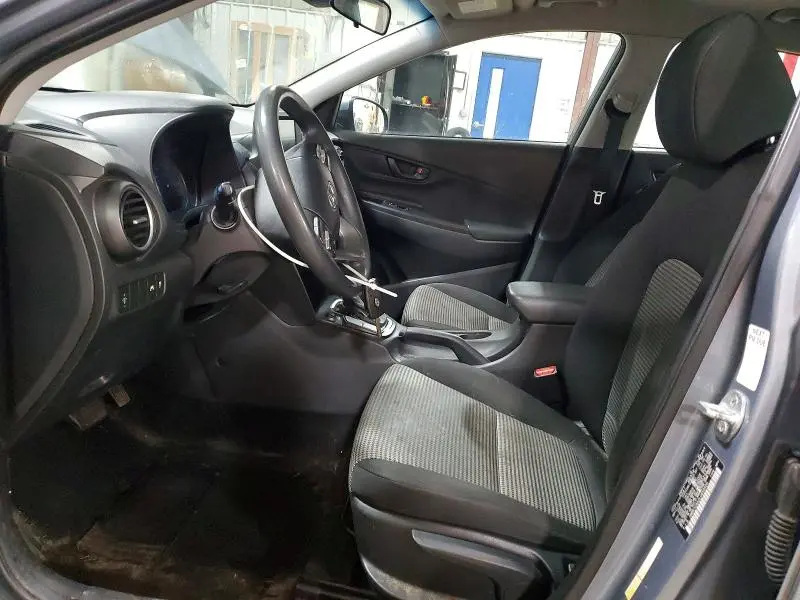 2020 HYUNDAI KONA SE  