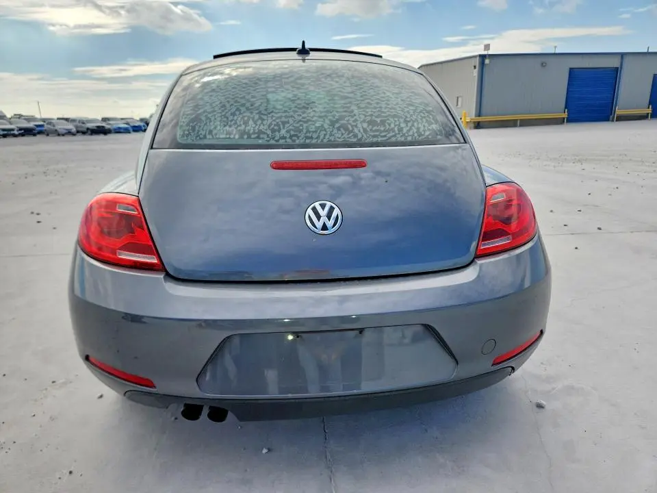 2013 VOLKSWAGEN BEETLE   