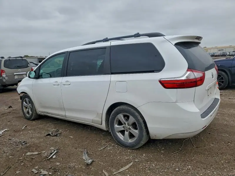 2015 TOYOTA SIENNA LE  