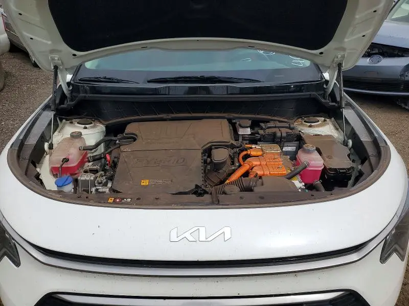 2024 KIA NIRO SX  