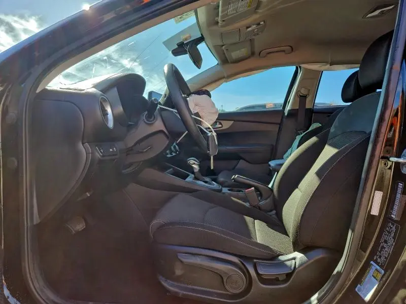 2020 KIA FORTE LXS  