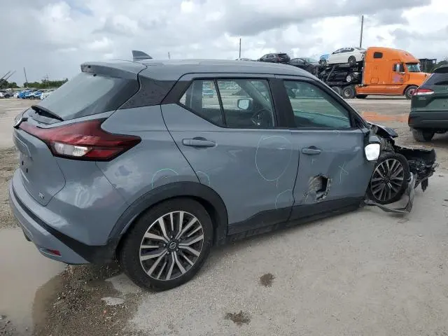 2021 NISSAN KICKS SV  