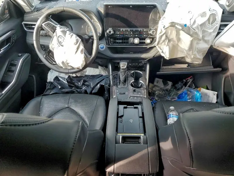 2020 TOYOTA HIGHLANDER HYBRID PLATINUM  