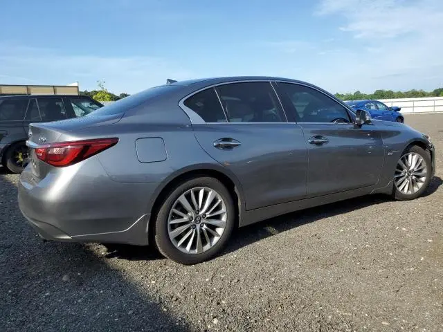 2018 INFINITI Q50 LUXE  