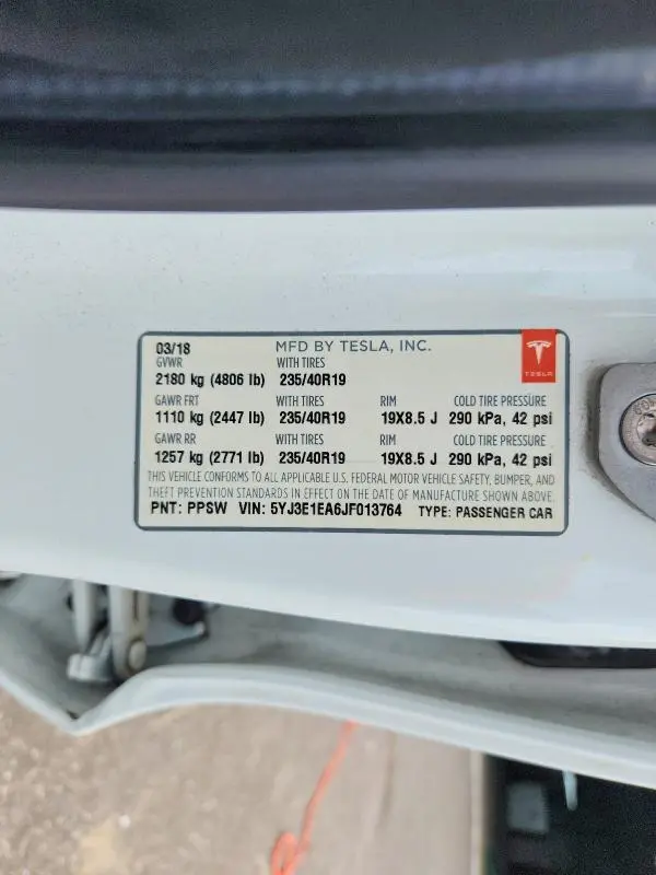 2018 TESLA MODEL 3   