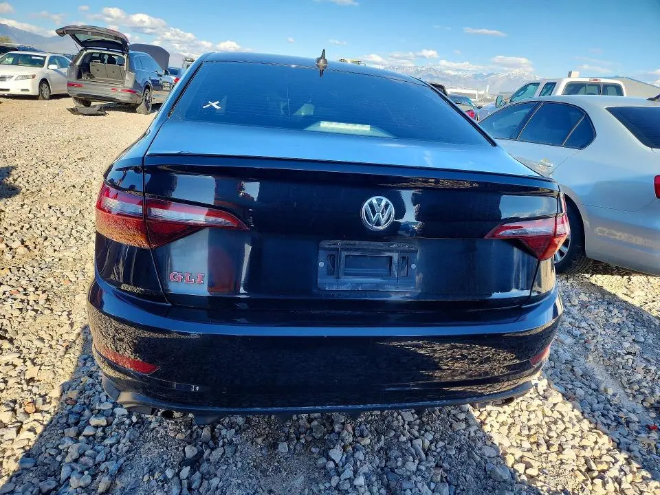 2019 VOLKSWAGEN JETTA GLI  