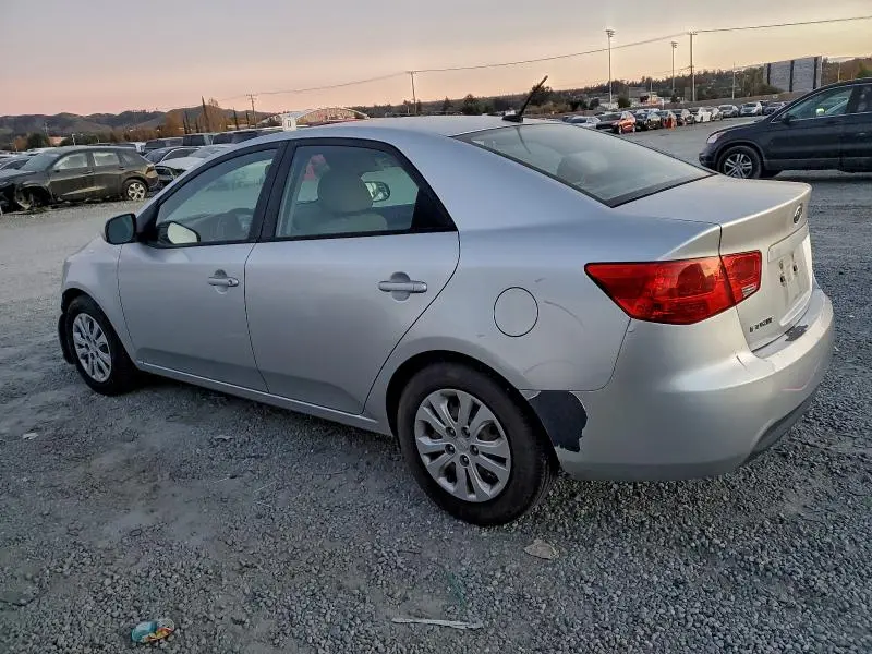 2013 KIA FORTE LX  
