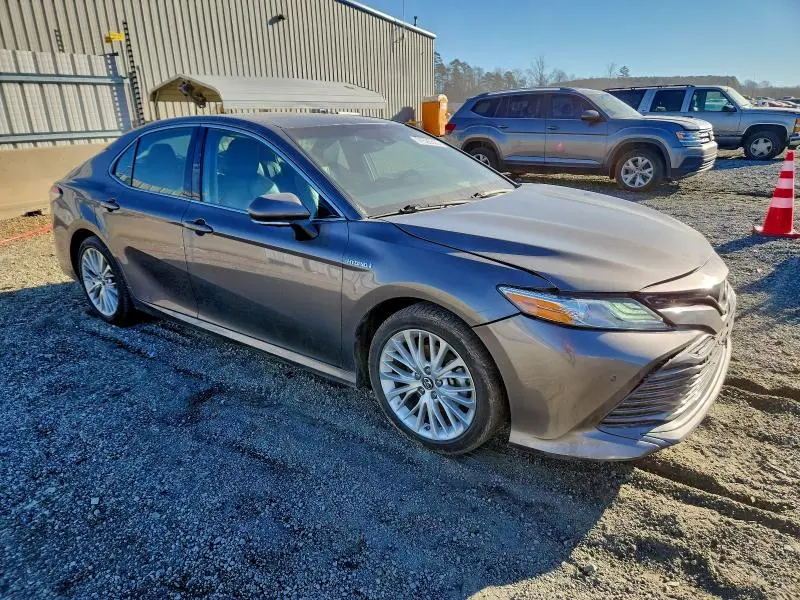 2018 TOYOTA CAMRY HYBRID  