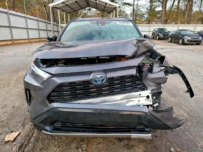 2022 TOYOTA RAV4 XSE  