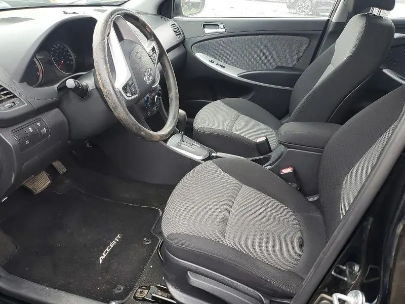2013 HYUNDAI ACCENT GS  