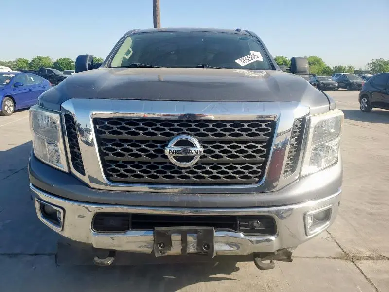 2017 NISSAN TITAN XD S  
