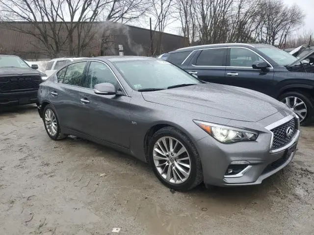 2019 INFINITI Q50 LUXE