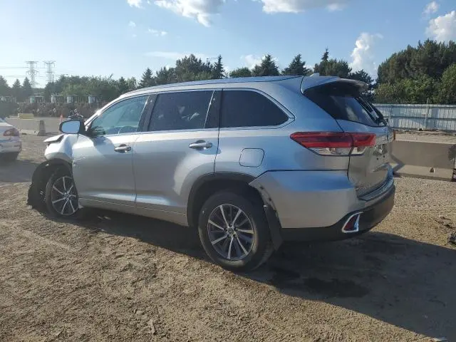 2018 TOYOTA HIGHLANDER SE  