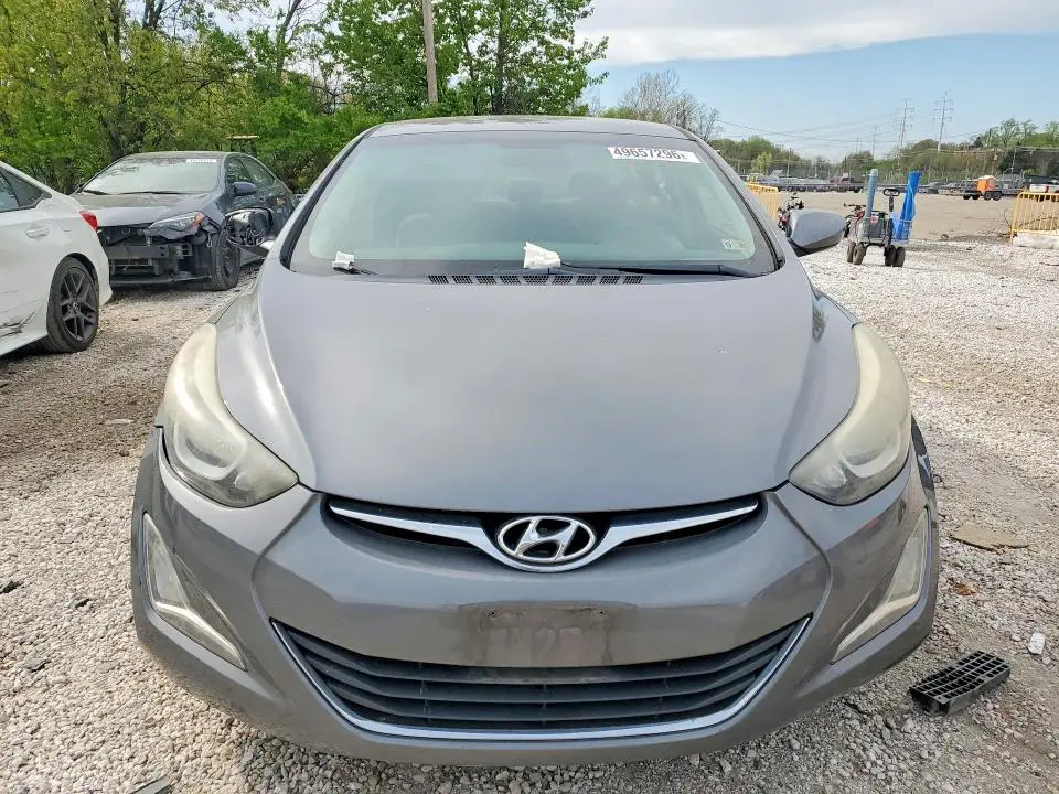 2014 HYUNDAI ELANTRA SE  
