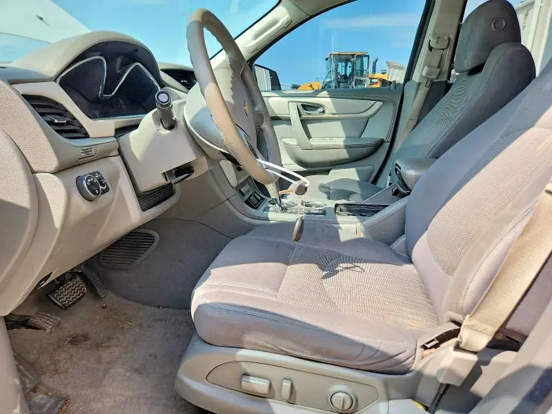 2016 CHEVROLET TRAVERSE LS  
