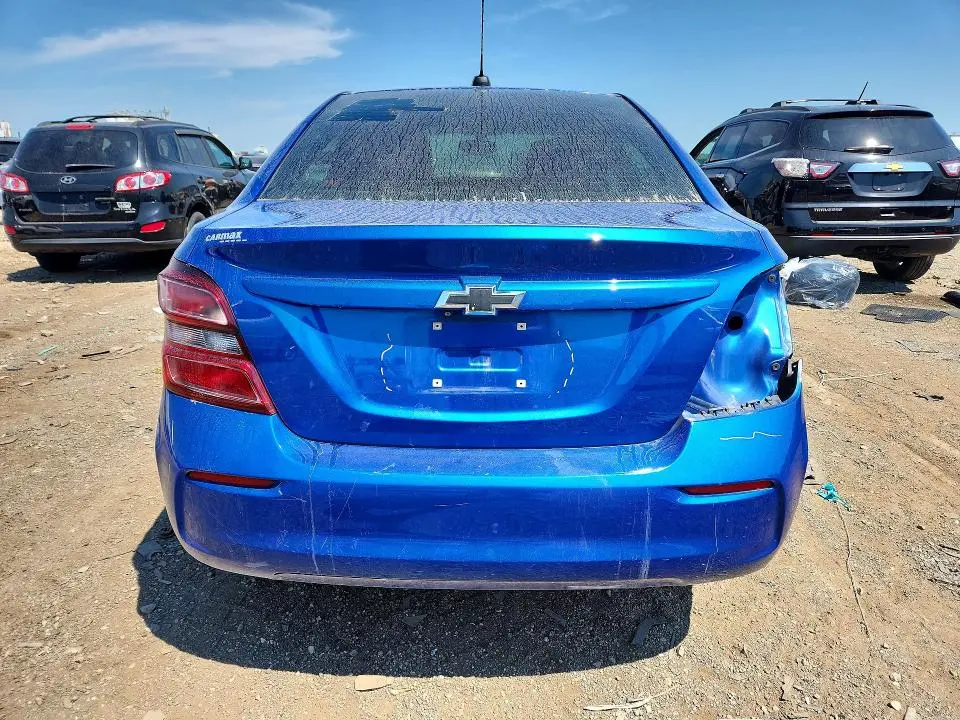 2018 CHEVROLET SONIC LT  