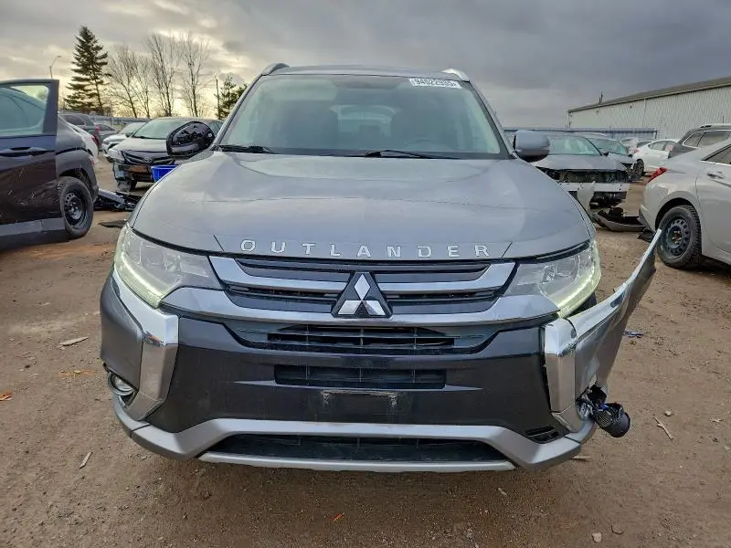 2018 MITSUBISHI OUTLANDER SE  