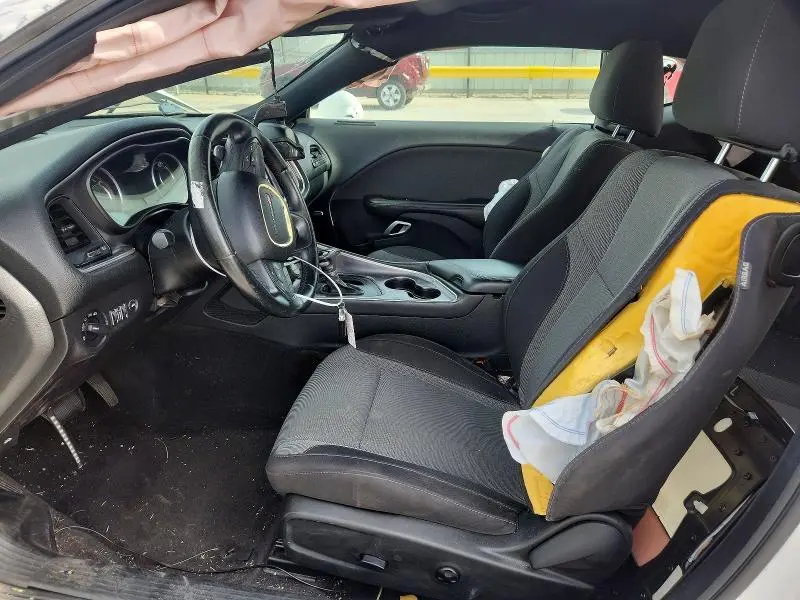 2015 DODGE CHALLENGER SXT  