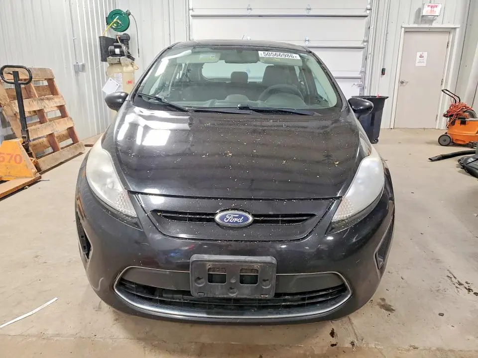 2011 FORD FIESTA SE  