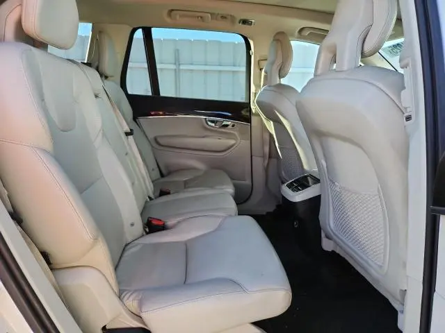 2018 VOLVO XC90 T6
