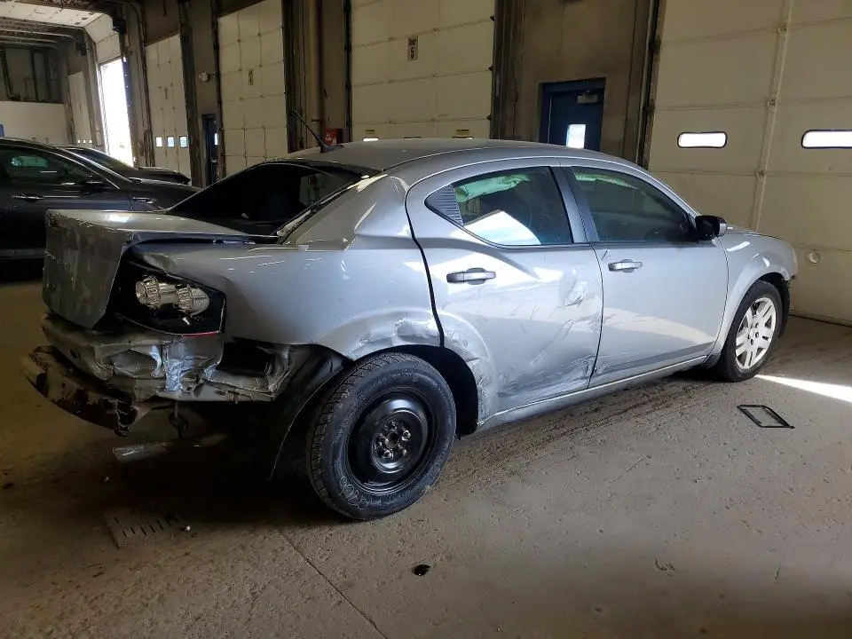2014 DODGE AVENGER SE  