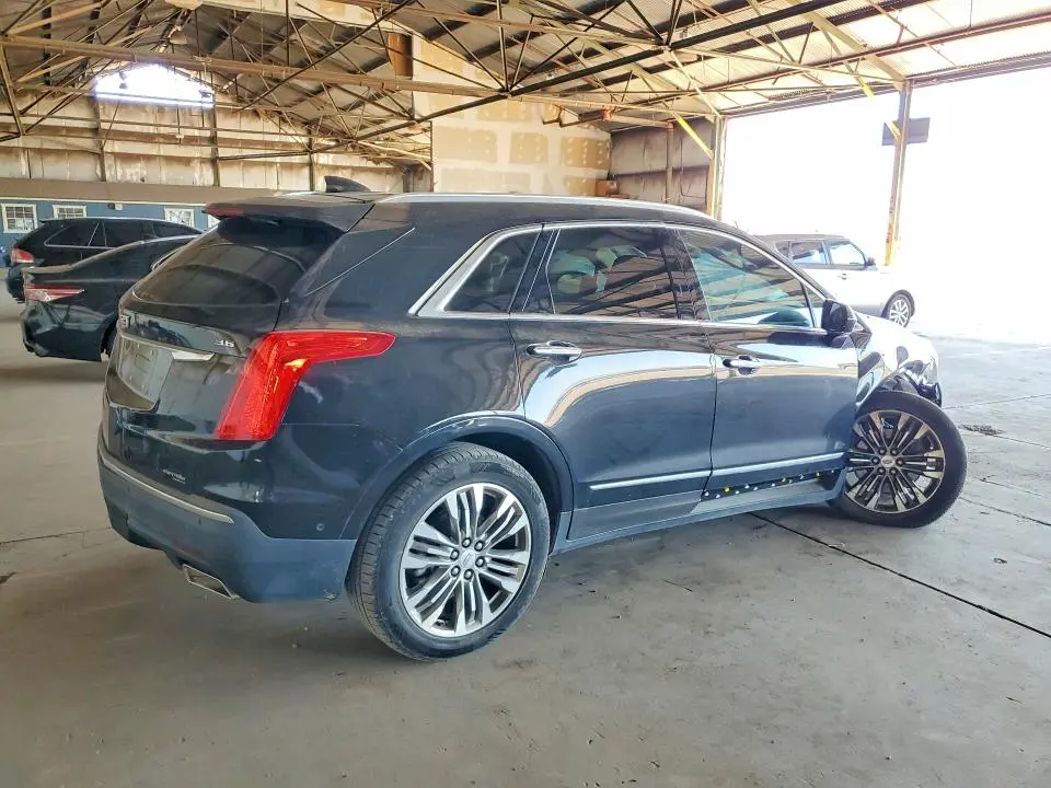 2017 CADILLAC XT5 PREMIUM LUXURY  