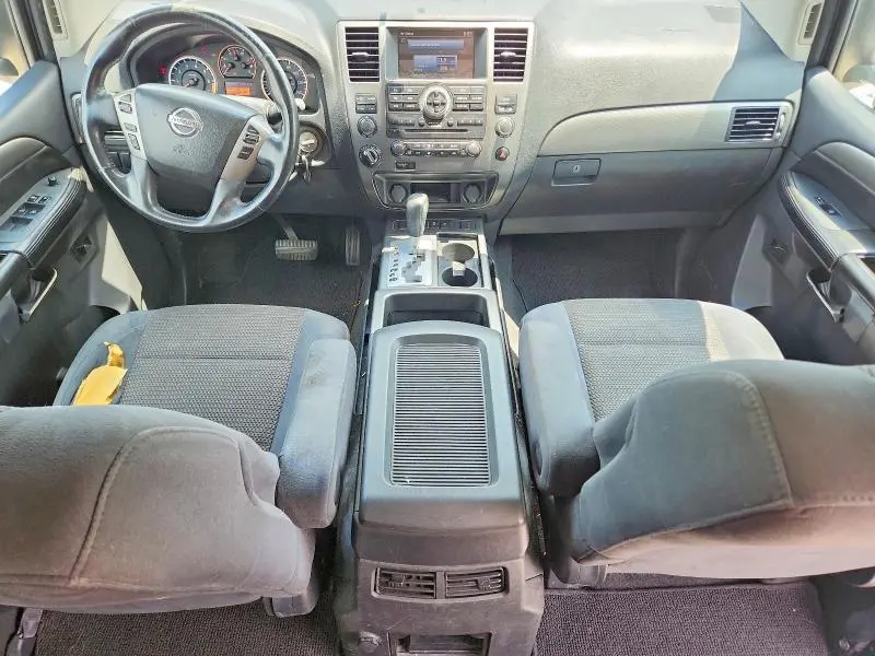 2013 NISSAN ARMADA SV  