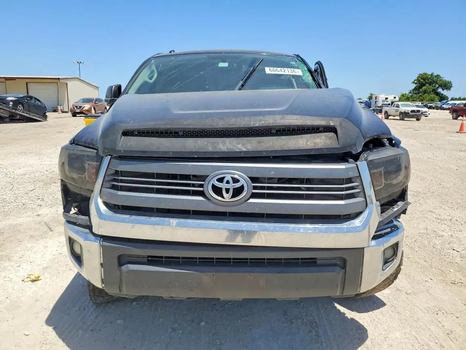 2014 TOYOTA TUNDRA SR5  