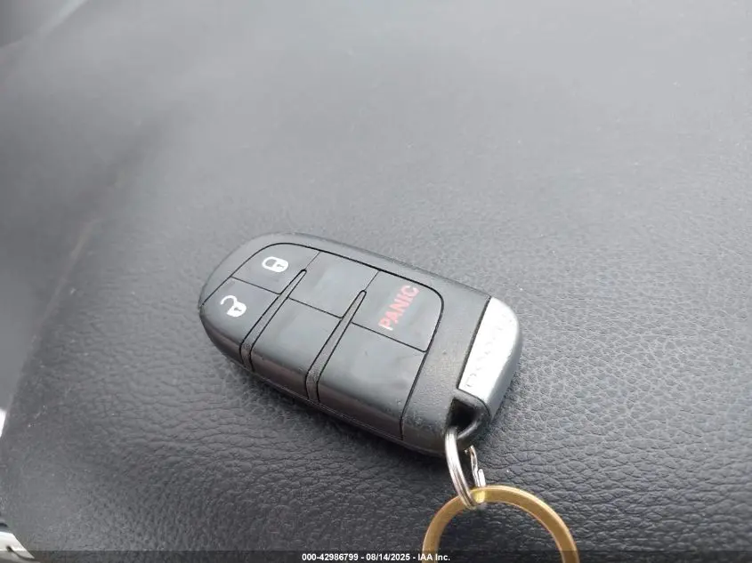2013 DODGE JOURNEY SE