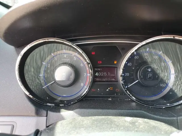 2014 HYUNDAI SONATA GLS  